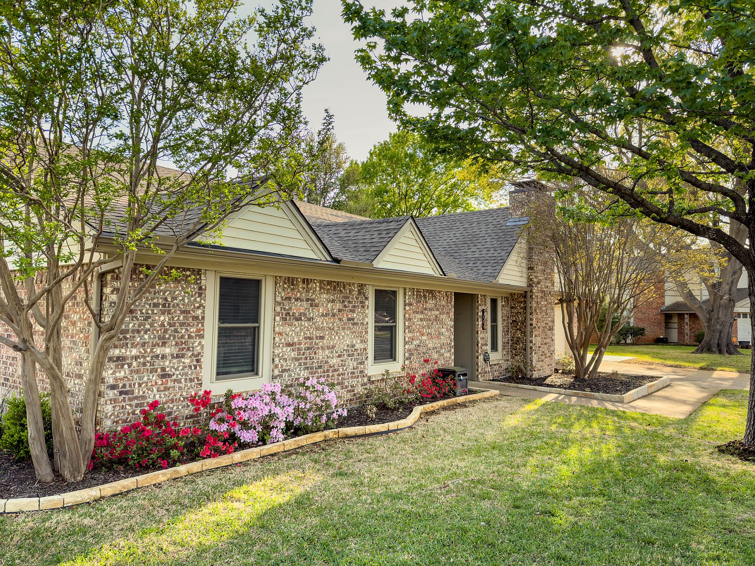 Beautifully renovated home in Grapevine, TX